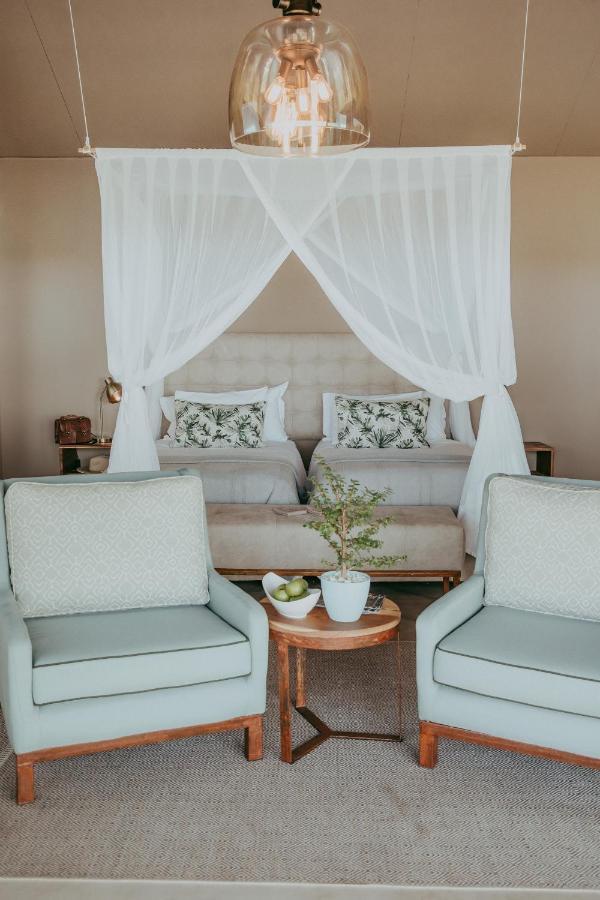 Kifaru Luxury Lodge Outjo Zewnętrze zdjęcie